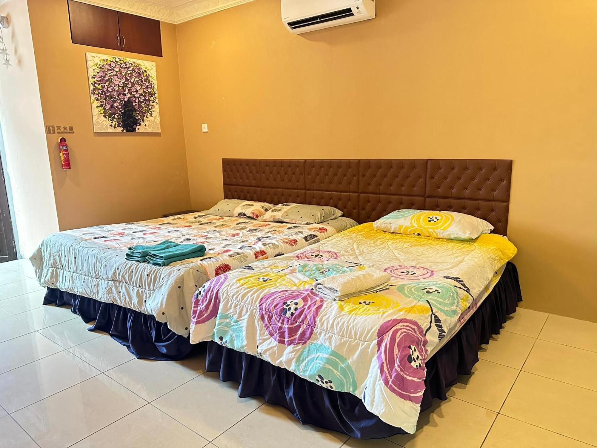 Seladah Stay Kuching Ngoại thất bức ảnh