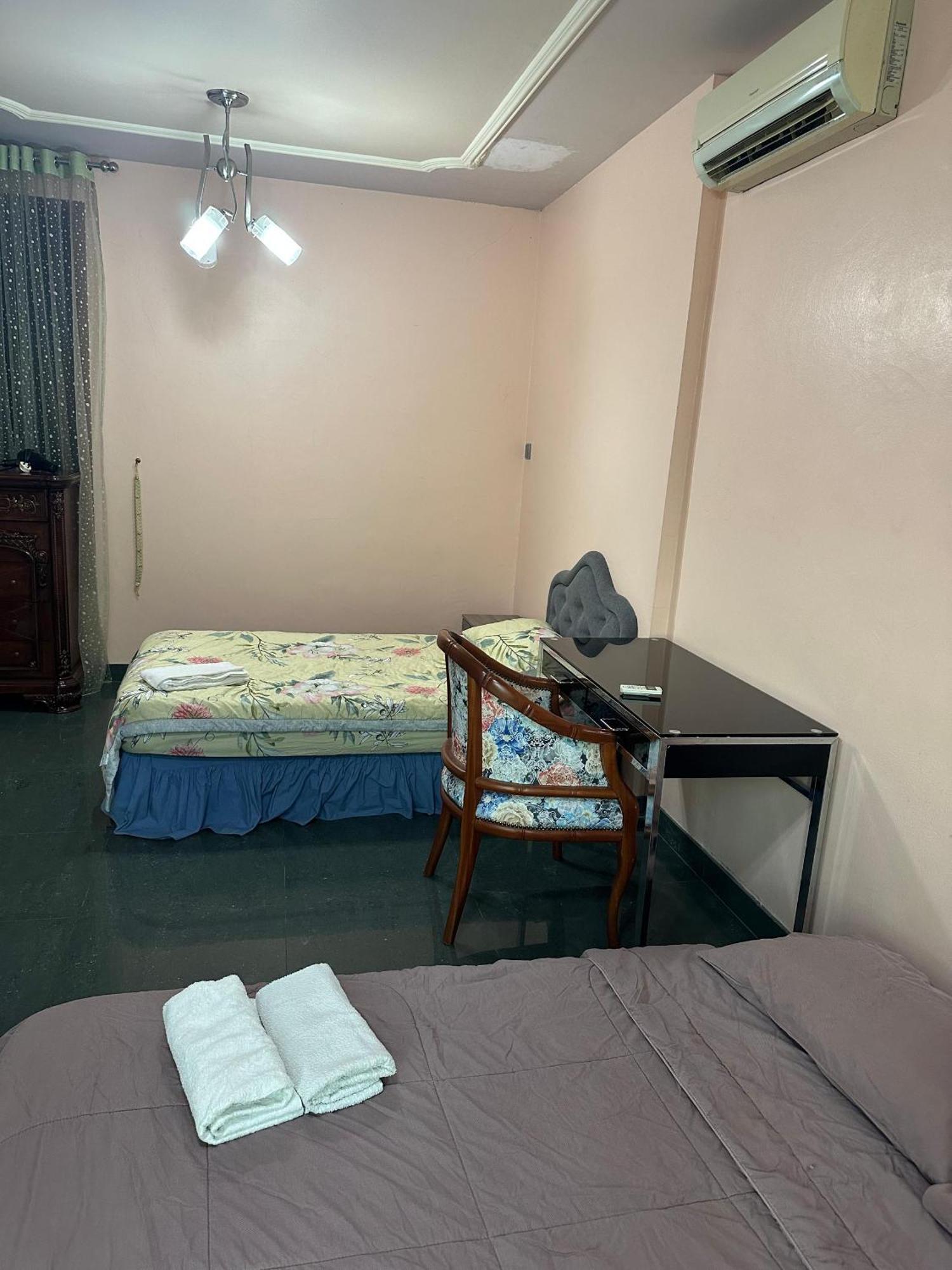 Seladah Stay Kuching Ngoại thất bức ảnh